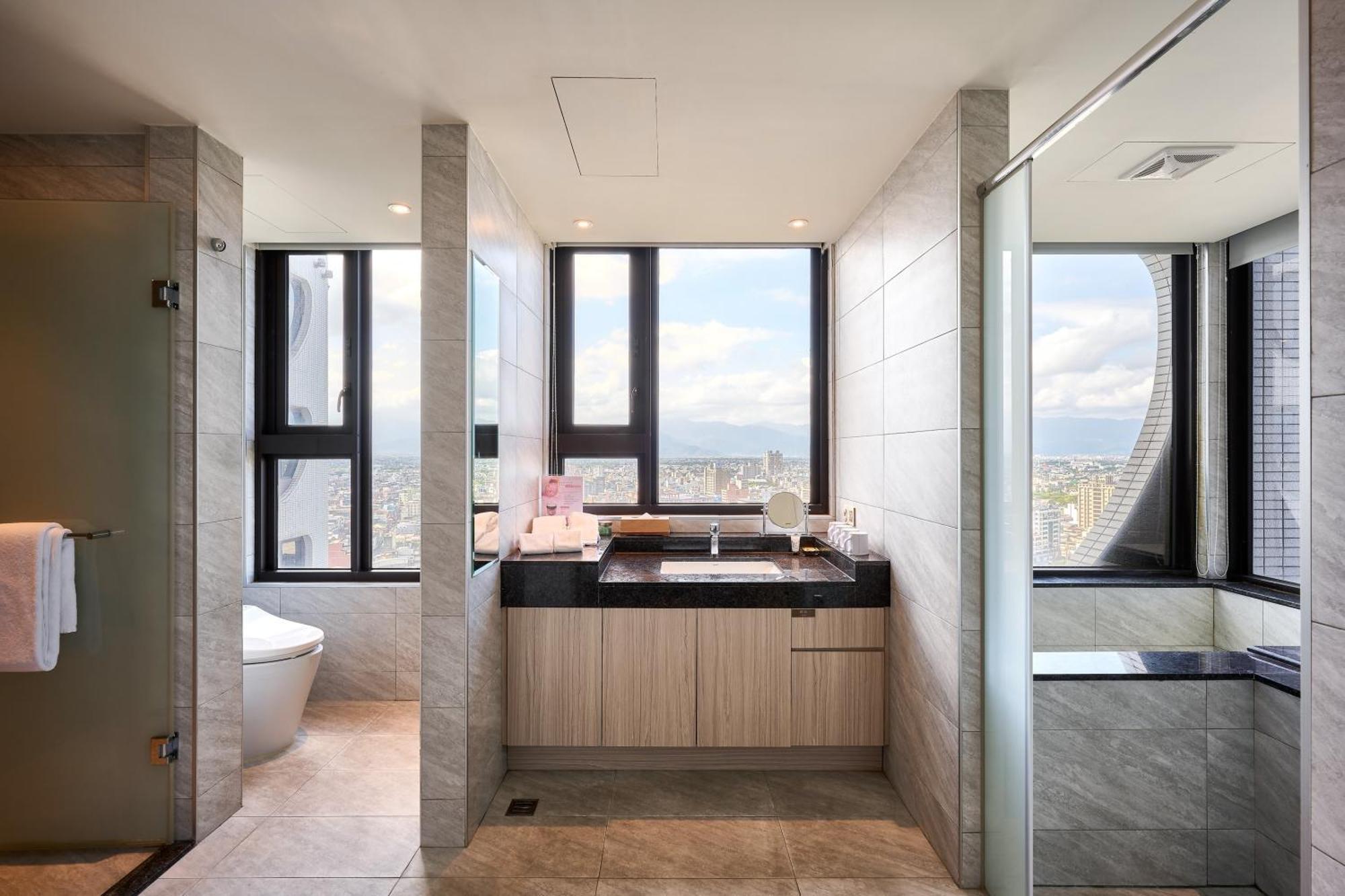 Cuncyue Hot Spring Resort Luodong Værelse billede Bathroom