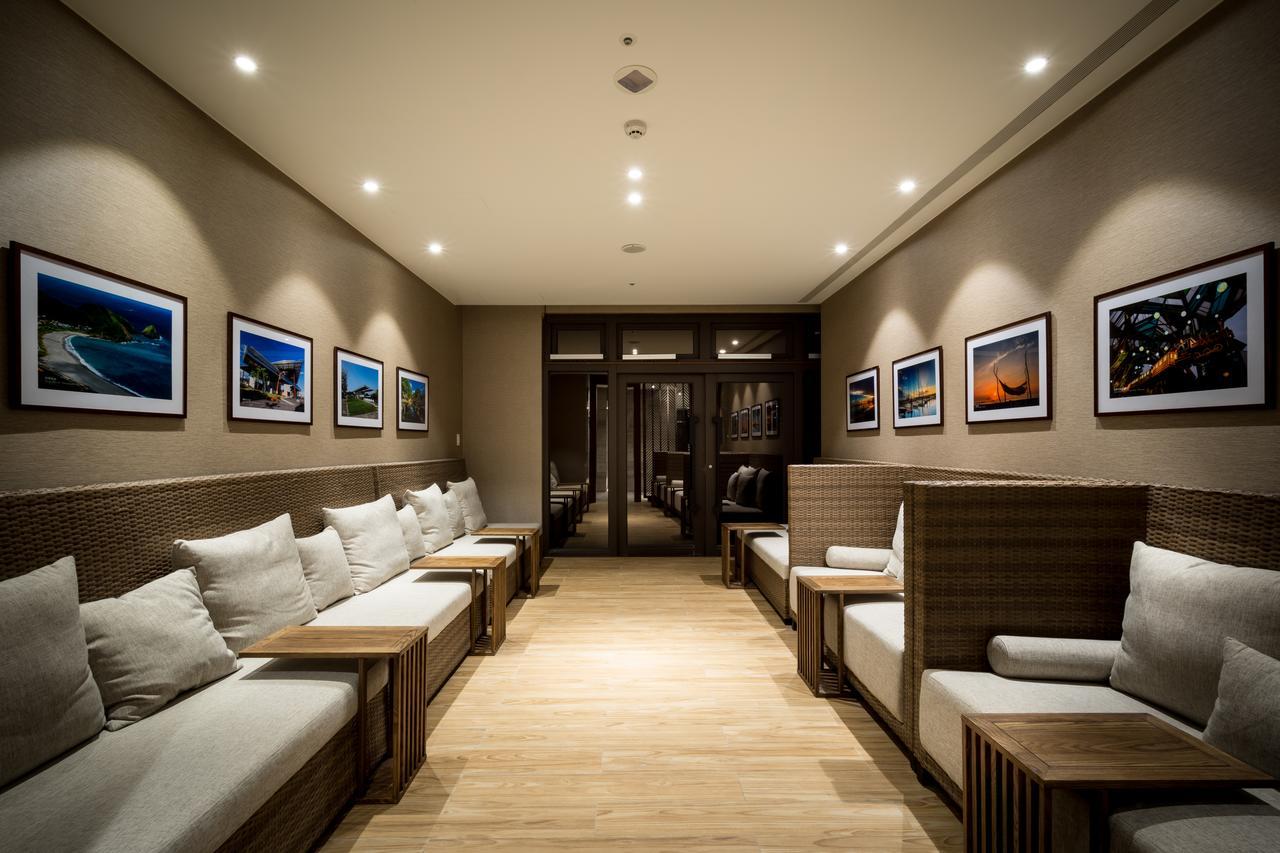Cuncyue Hot Spring Resort Luodong Eksteriør billede The lounge at the airport